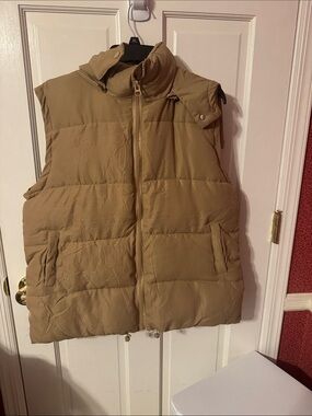 Woman’s Oversized Quilted Puffer Vest - Tan